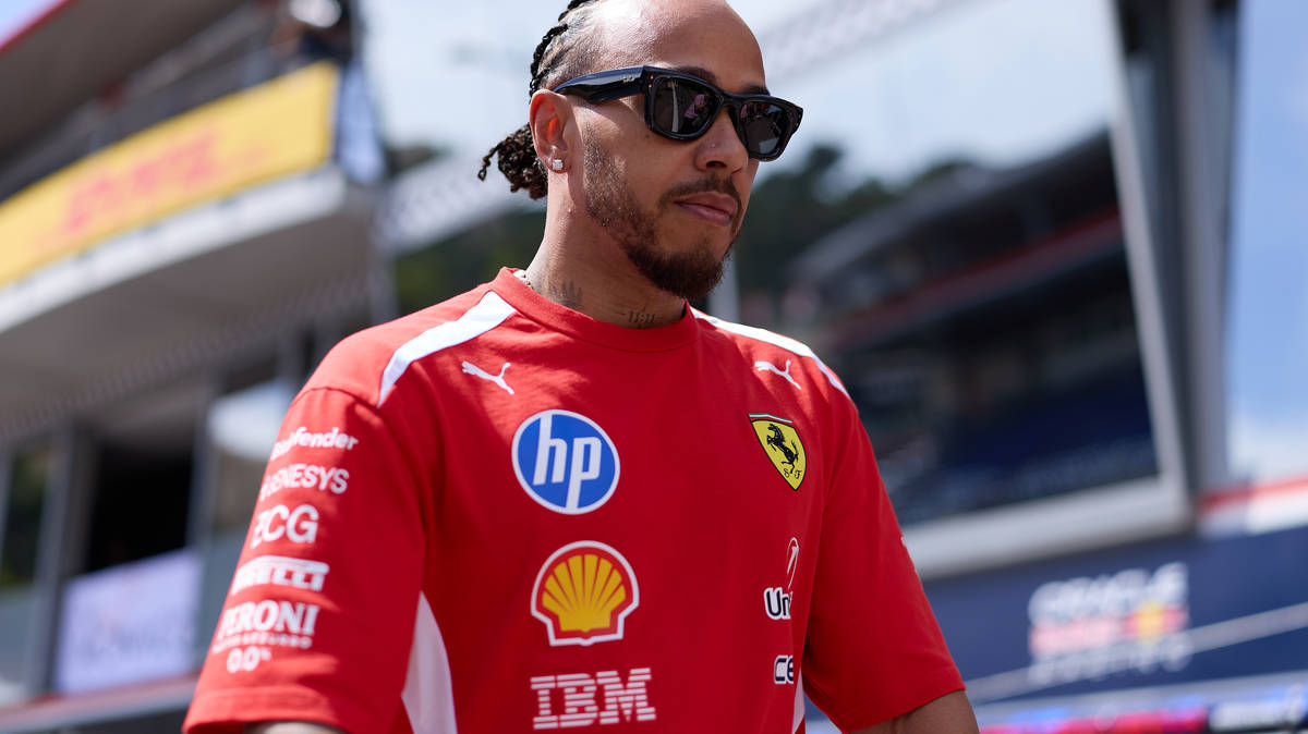 Lewis Hamilton 'torn between supporting England and Brazil' ahead of World Cup kick off