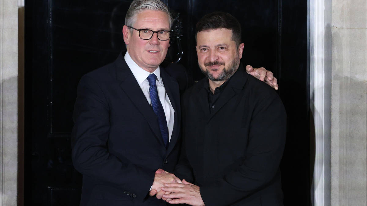 Zelenskyy thanks UK after Royal Marines board Russian shadow fleet oil tanker