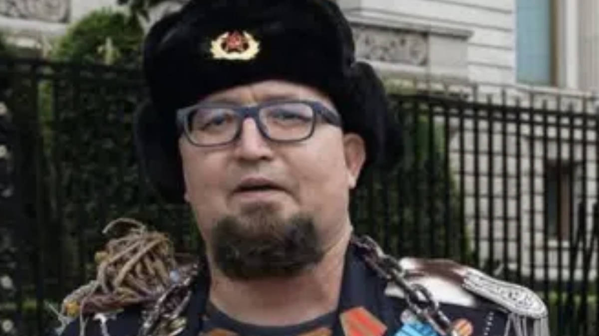 Russian artist and Putin critic shot dead in Poland as two Belarusian nationals detained