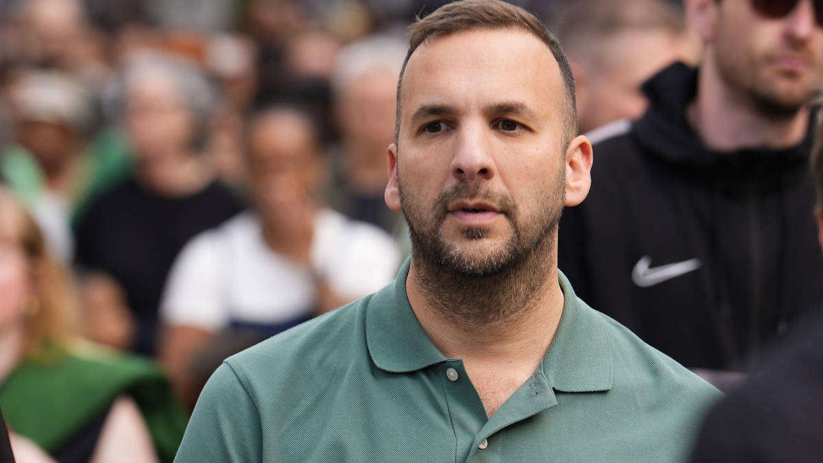 Green leader Zack Polanski cleared over houseboat tax row