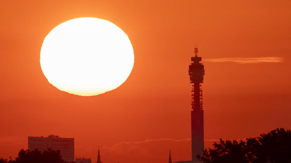 Amber heat alert issued as forecasters warn of 'tropical nights' and potential June record