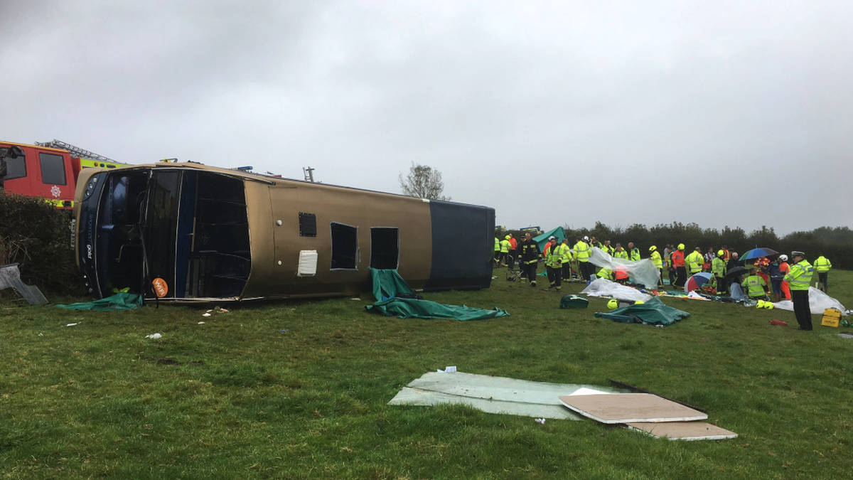8 people seriously injured after double decker bus overturns in Devon | LBC