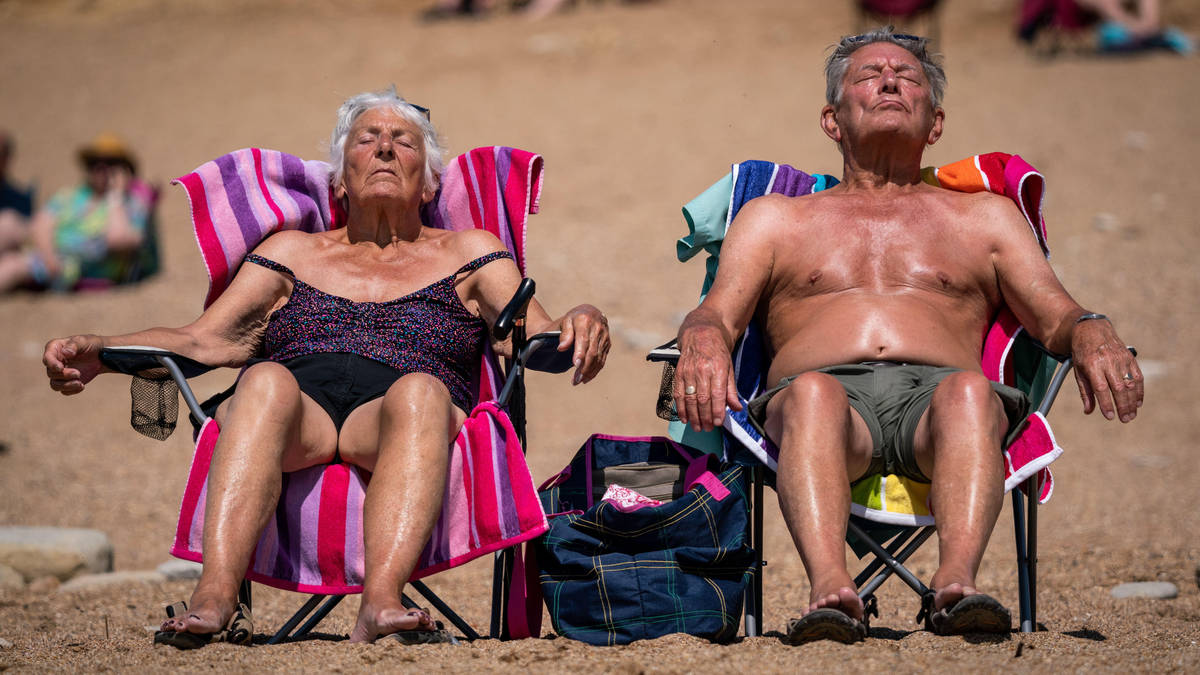 Extreme heat warning extended as record temperatures expected in parts of England and Wales
