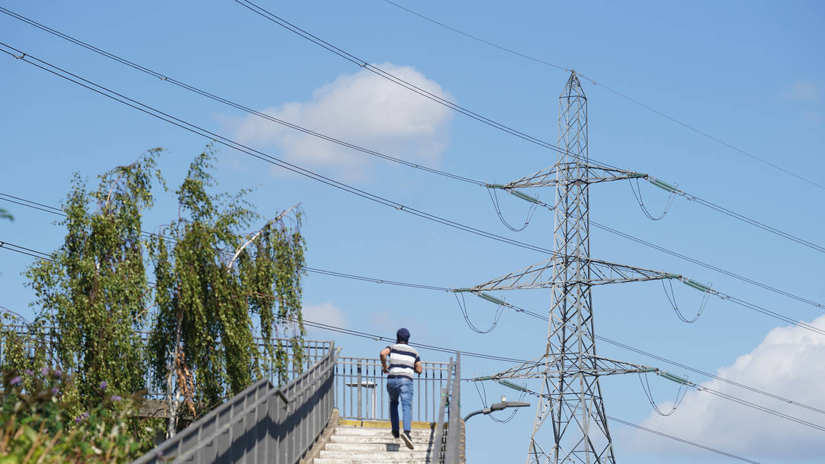 Britain to have surplus of energy for winter despite Iran war bill worries, forecasts show