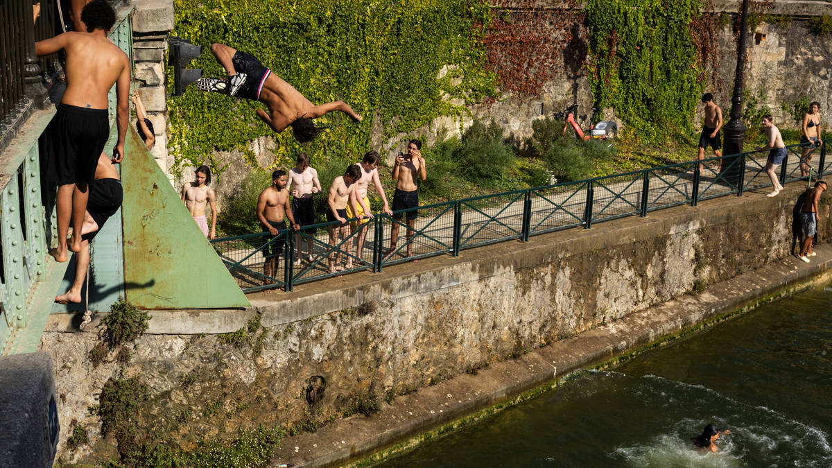 ‘Heat dome’ weather set to bring hottest day ever to UK - as 40 drown while swimming in France during heatwave