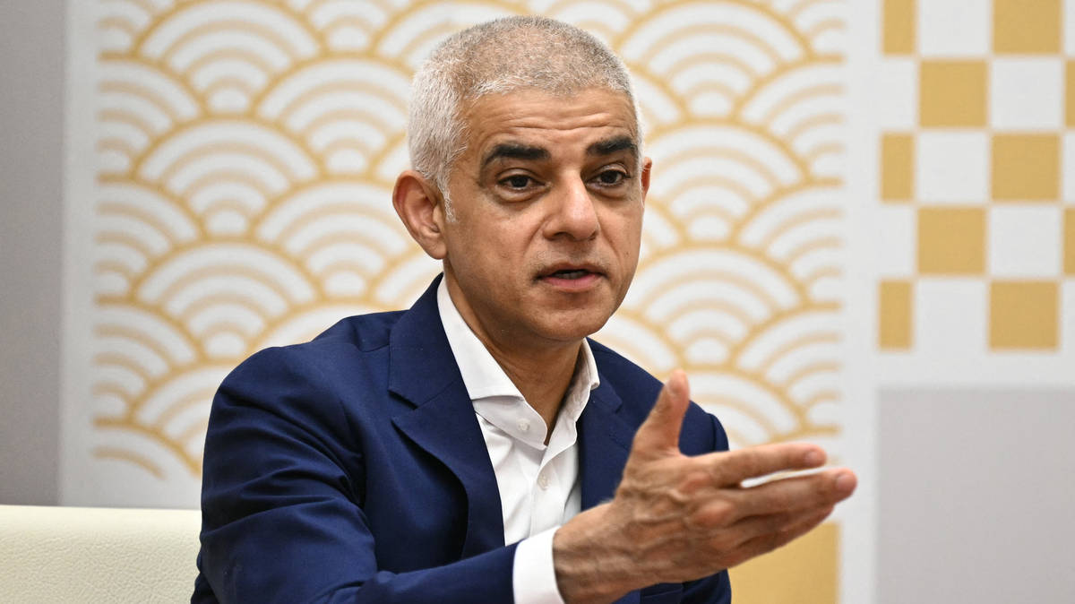 Khan launches London 'Heat Plan' in bid to stop heatwaves crippling capital infrastructure