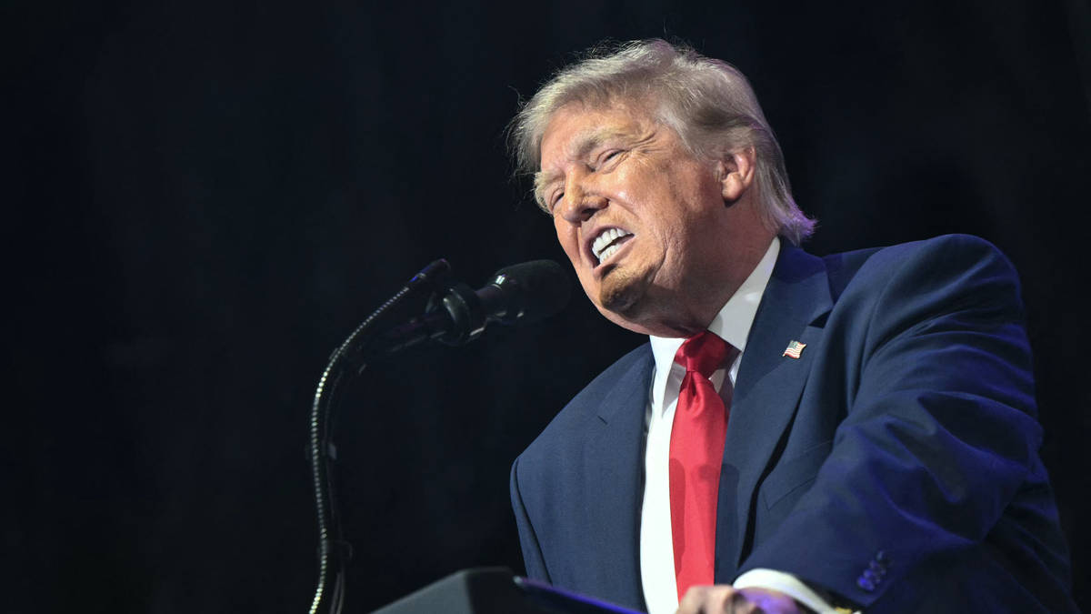 Trump and Republican senator engage in shouting match over giving $300 billion to Iran in peace deal