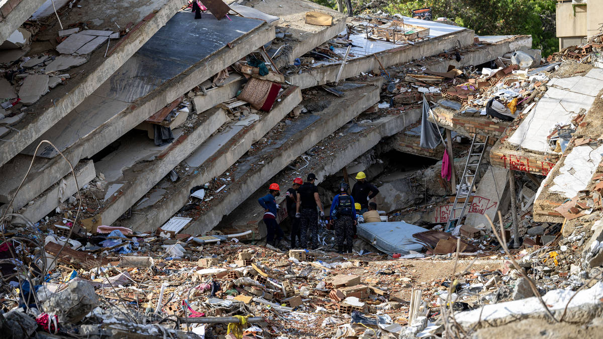 UK Government to match public donations for aid to Venezuela up to £2m as number killed rises to 2,000
