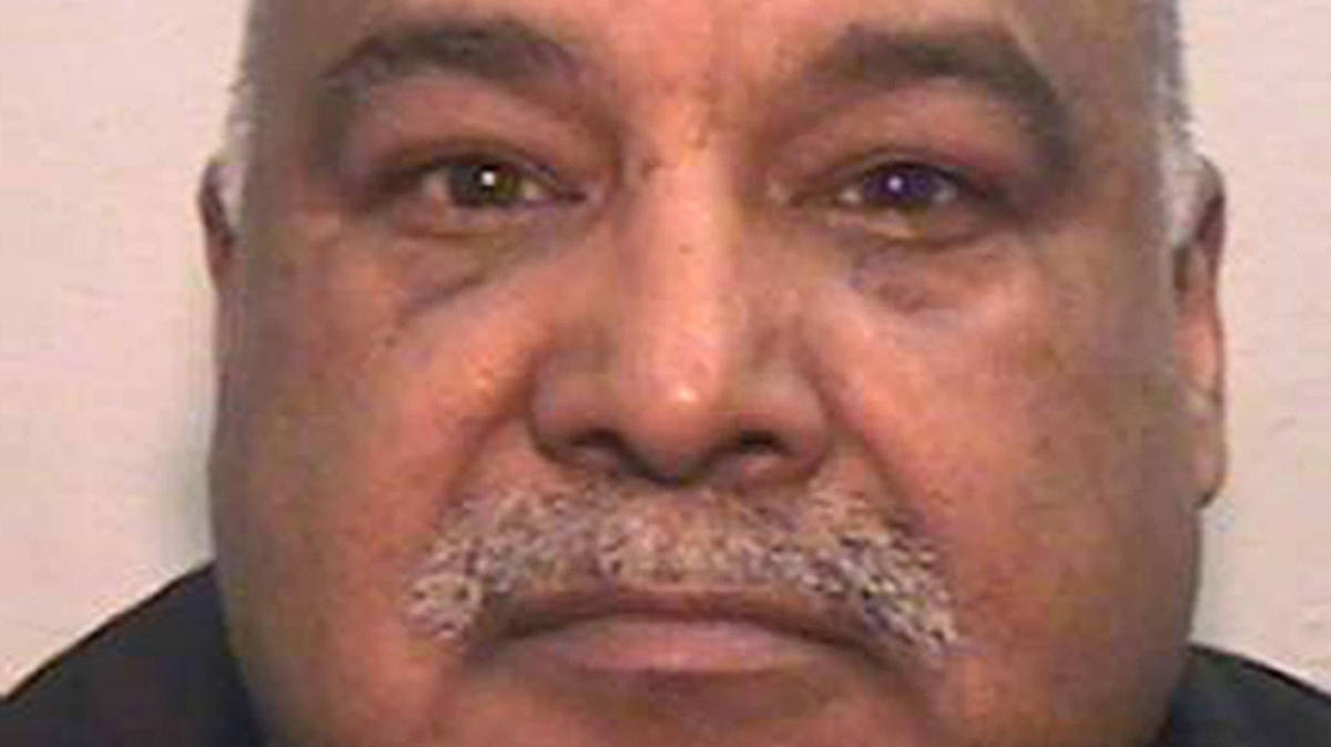 'This man should not be in the UK': Home Secretary won't rule out deal with Pakistan to have grooming gang leader deported