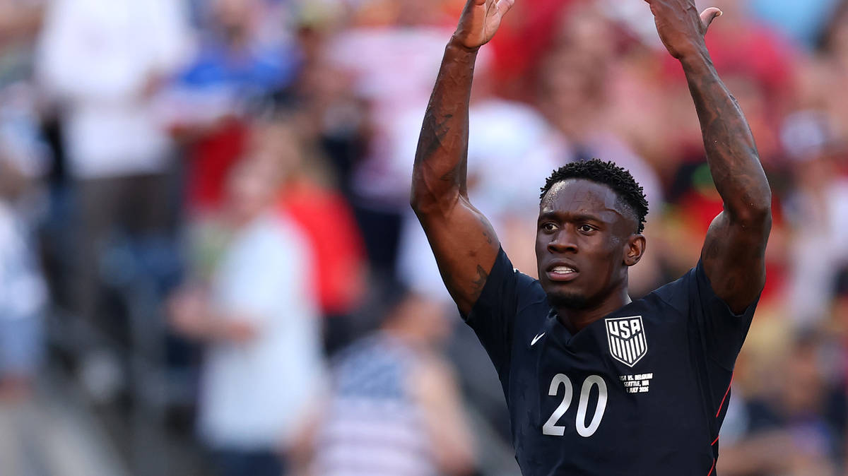 Folarin Balogun foresaw 'controversy' as overturned ban debate escalates