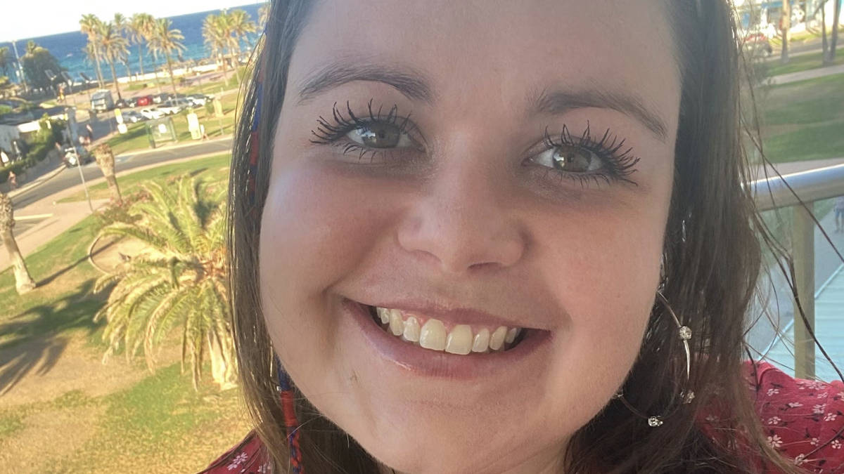 Teacher who died after being sent home from hospital would've survived if blood clot had been treated, coroner finds
