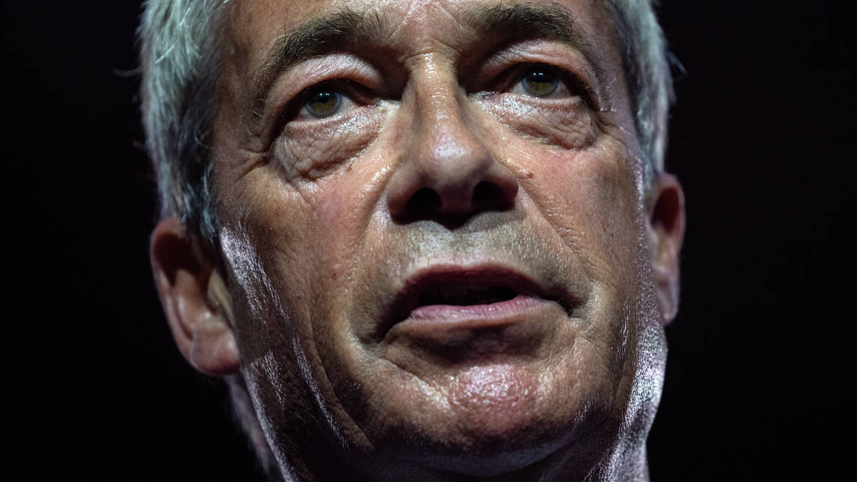 Nigel Farage resigns as Clacton MP amid secret deal and £5m gift reports