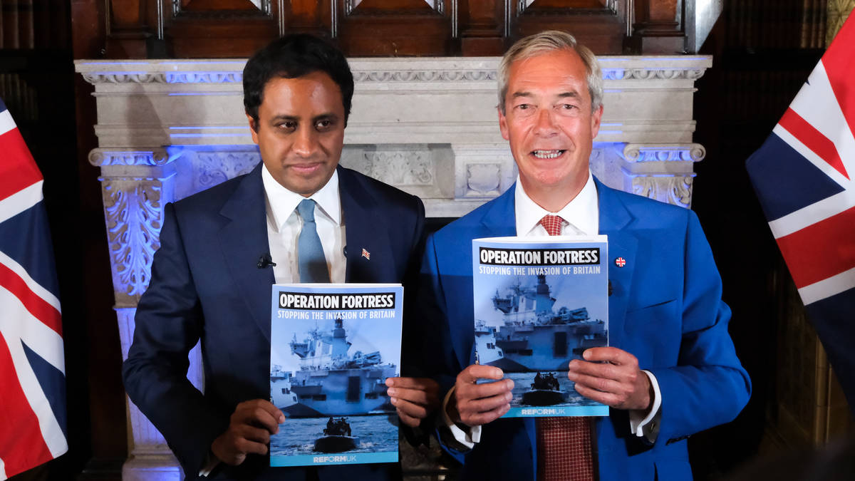 France hits back at Reform's plan to use Royal Navy to send migrants back across the Channel