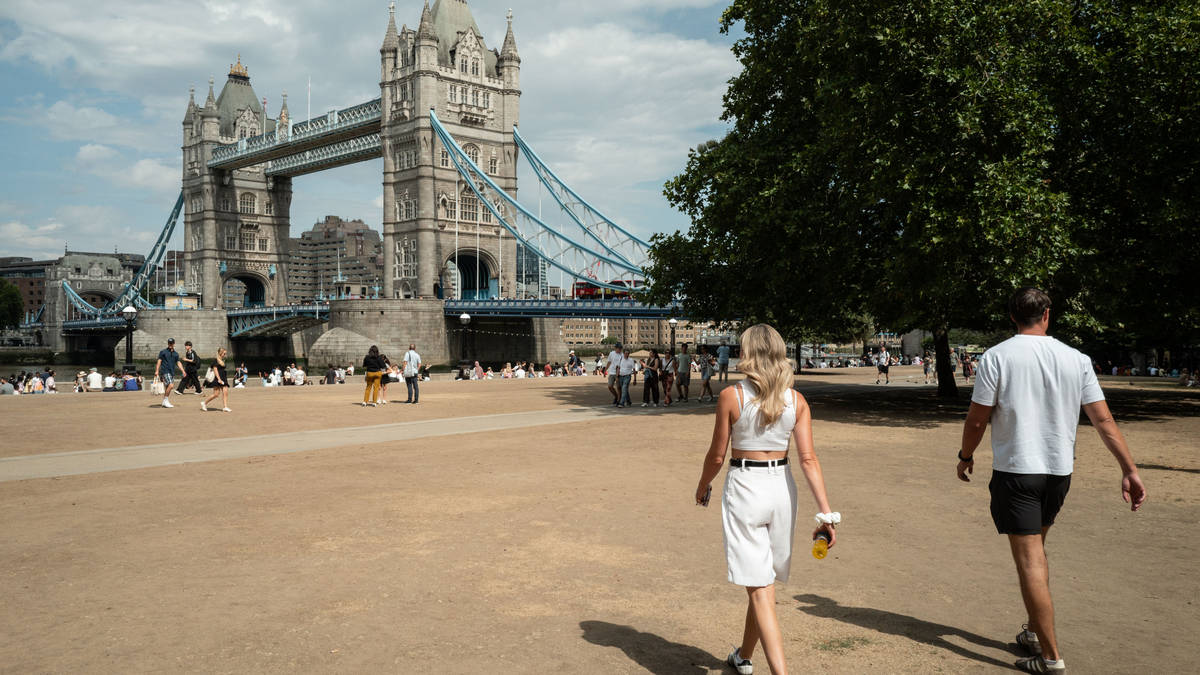 Red weather alerts expected - with temperatures set to pass 36C in fifth heatwave - and more areas on cusp of declaring drought | LBC