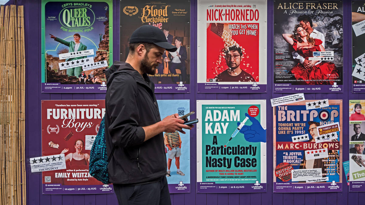 App feature allows deaf theatre-lovers to book BSL interpreters for shows