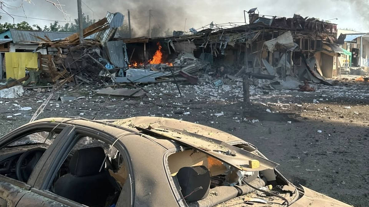 Russia missile attack kills 10 in Ukraine hours after Moscow warned of