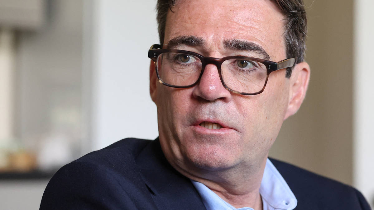 'I understand why people feel angry about this' Andy Burnham weighs in on rise of smart glasses - but fails to commit to ban