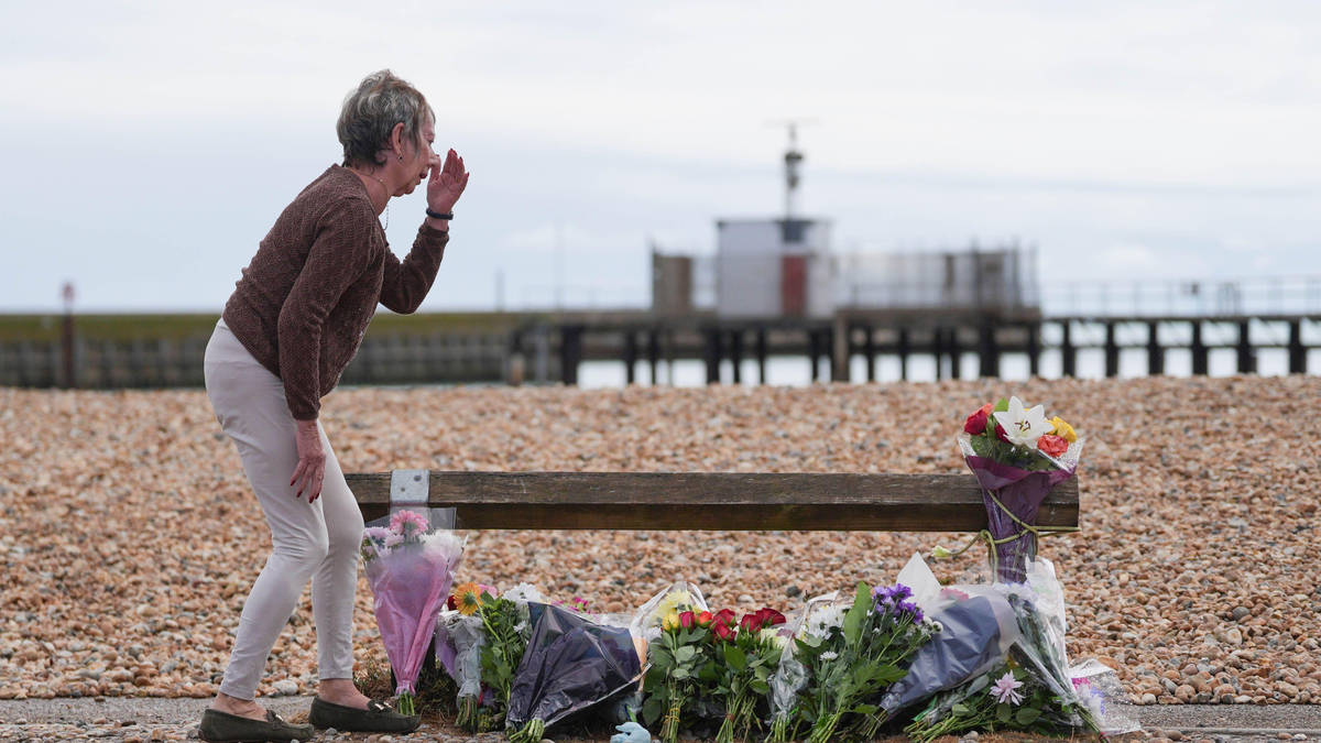 Girl, 6, dies in hospital days after three members of her Palestinian family  tragically drowned near Shoreham | LBC