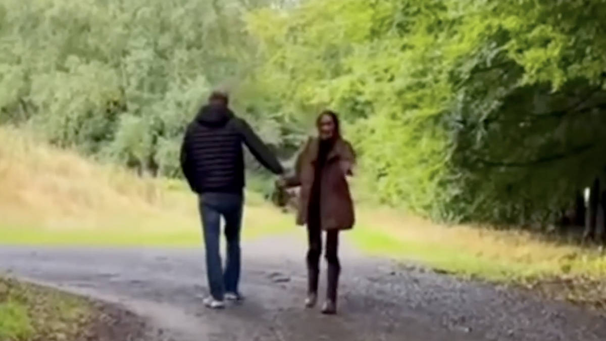 Meghan Markle shares autumnal family scenes after Sussexes swap US for Britain