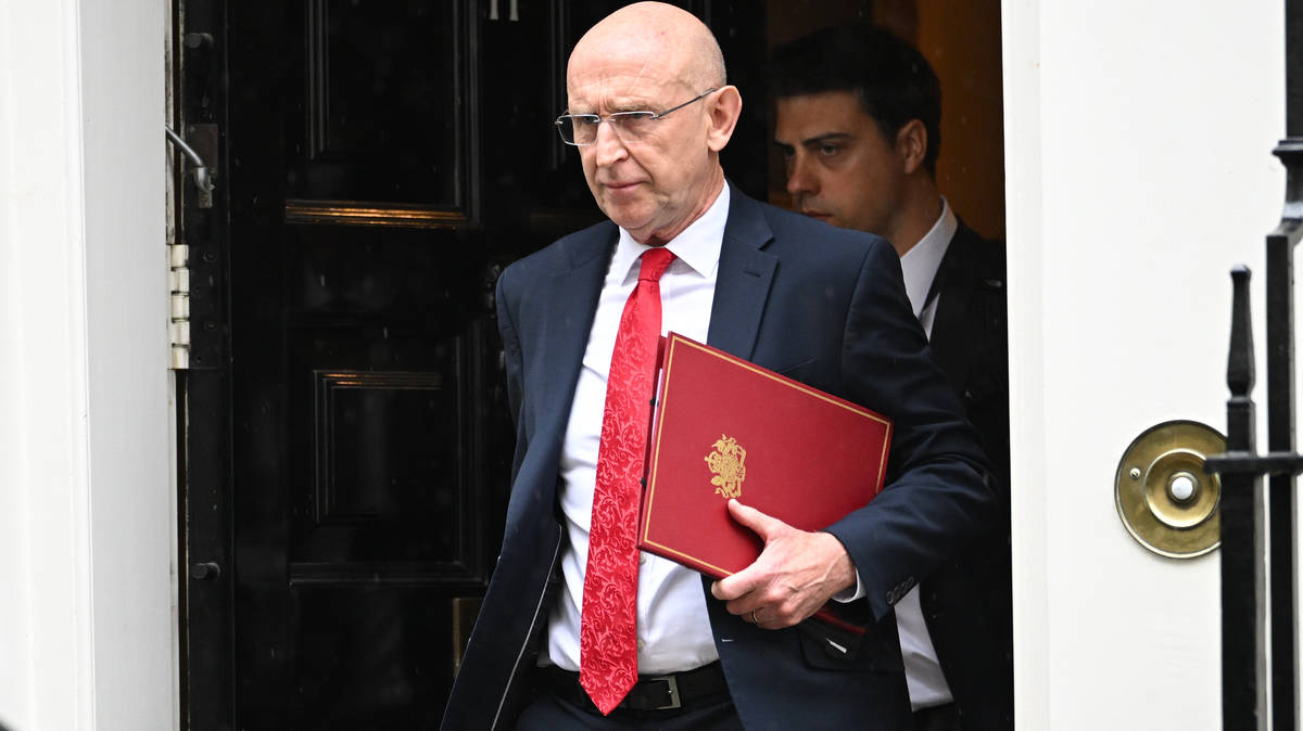 Labour ‘considers extending mansion tax’ to homes worth more than £1.5m