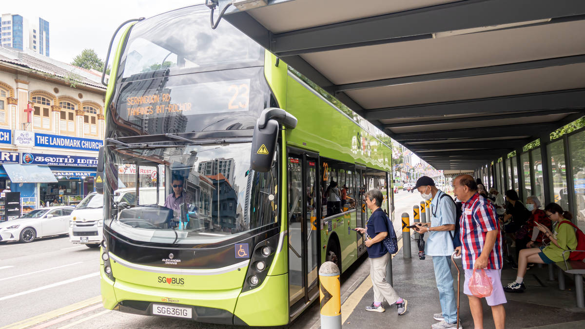 Bus passengers playing loud music set to be fined hundreds of dollars ...