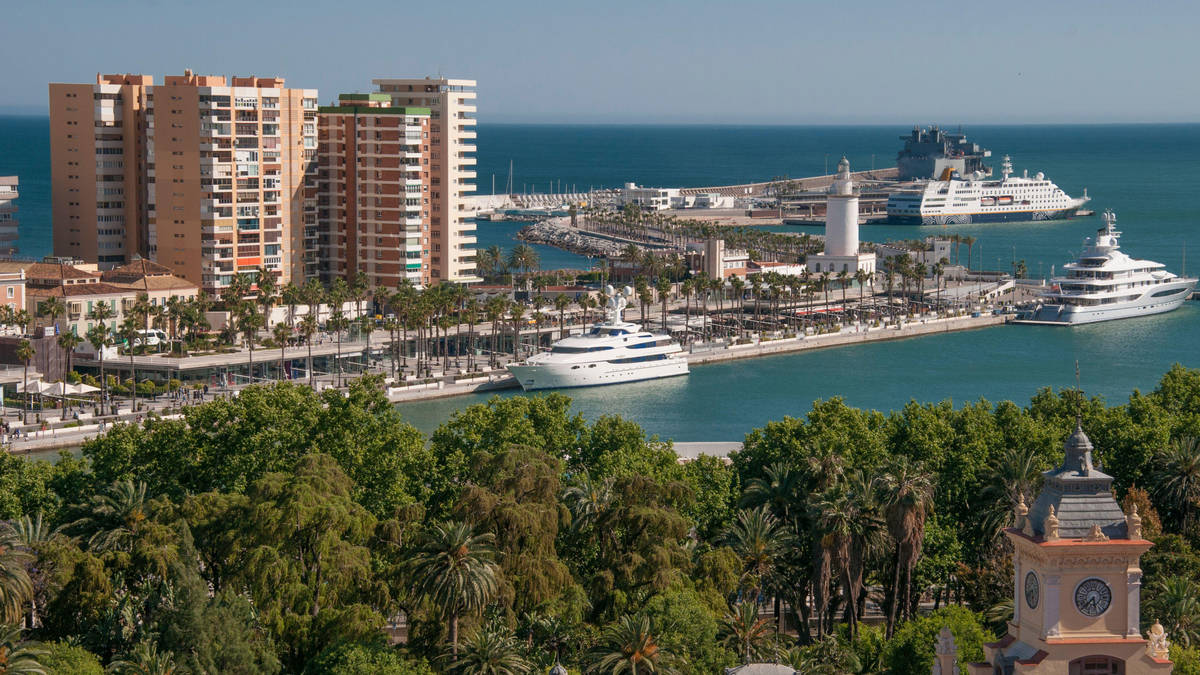 Malaga Restaurant Shooting: Diner Shot in Face Exposed as Football Ultra Amid Mafia Ties Investigation