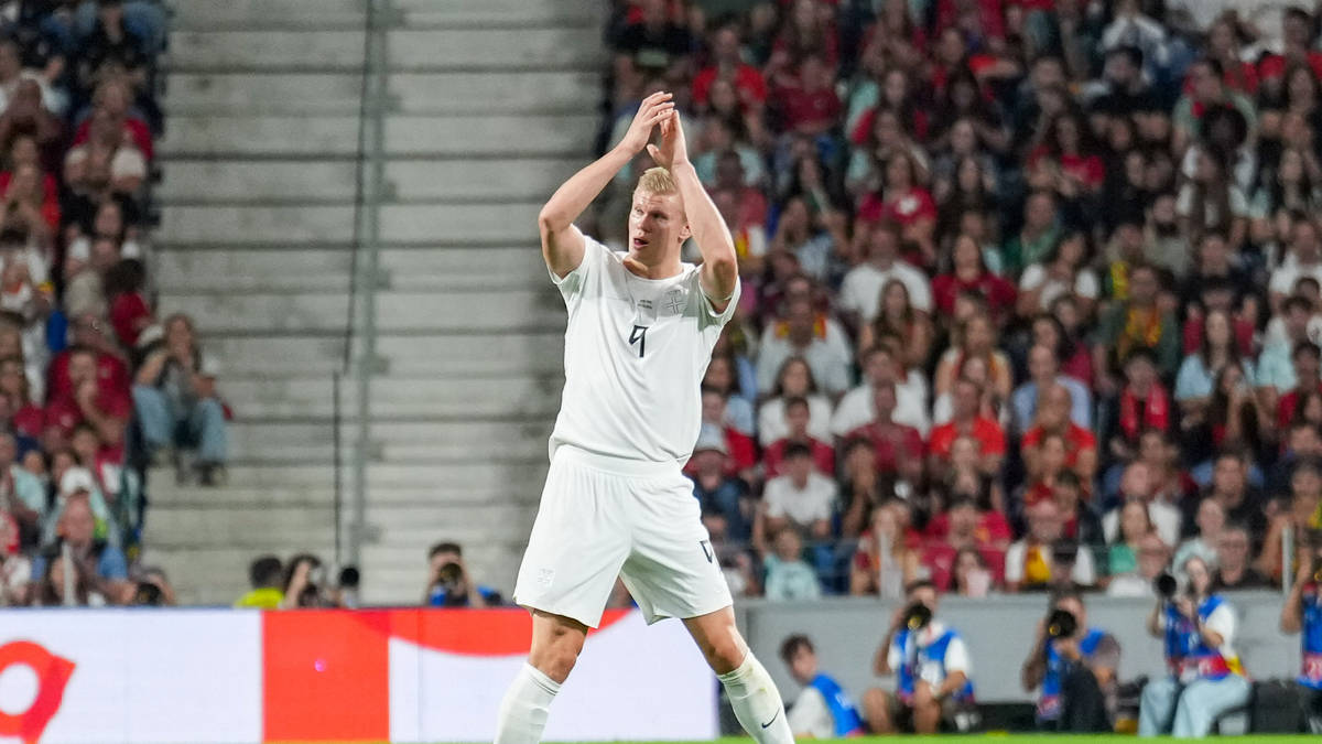 Worry for Manchester City as Erling Haaland limps off for Norway against Portugal