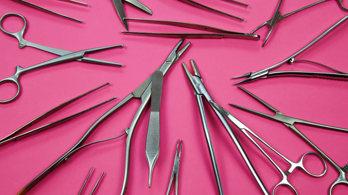 Government launches crackdown on 'cosmetic cowboys' performing ...