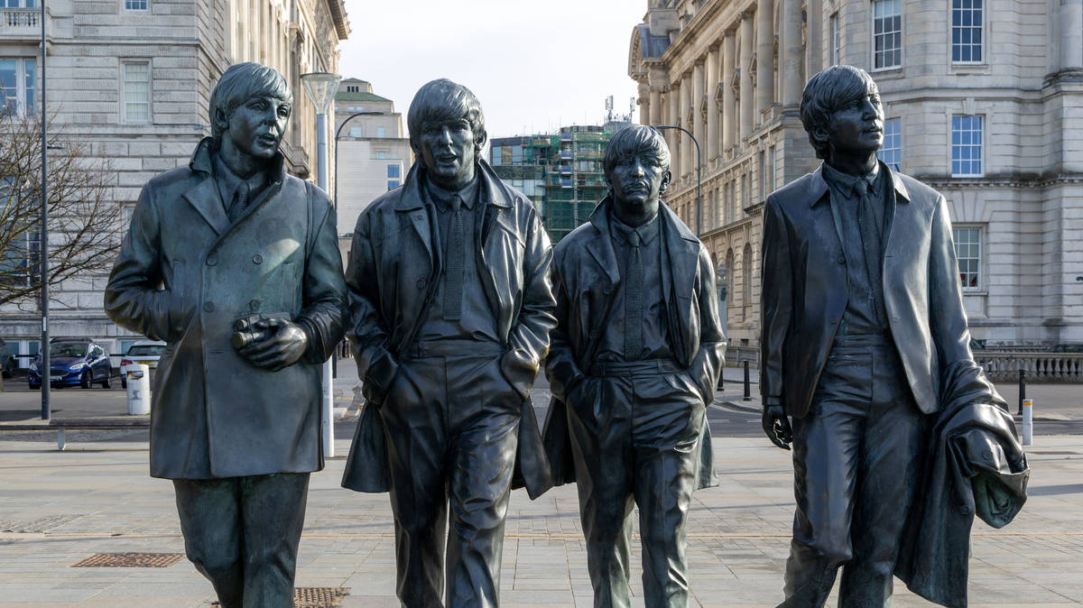 Paul McCartney and Ringo Starr back major new Beatles attraction in ...