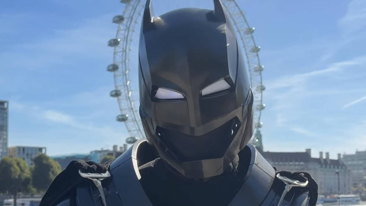 'London's Batman' swoops into action to help people with cost of living ...