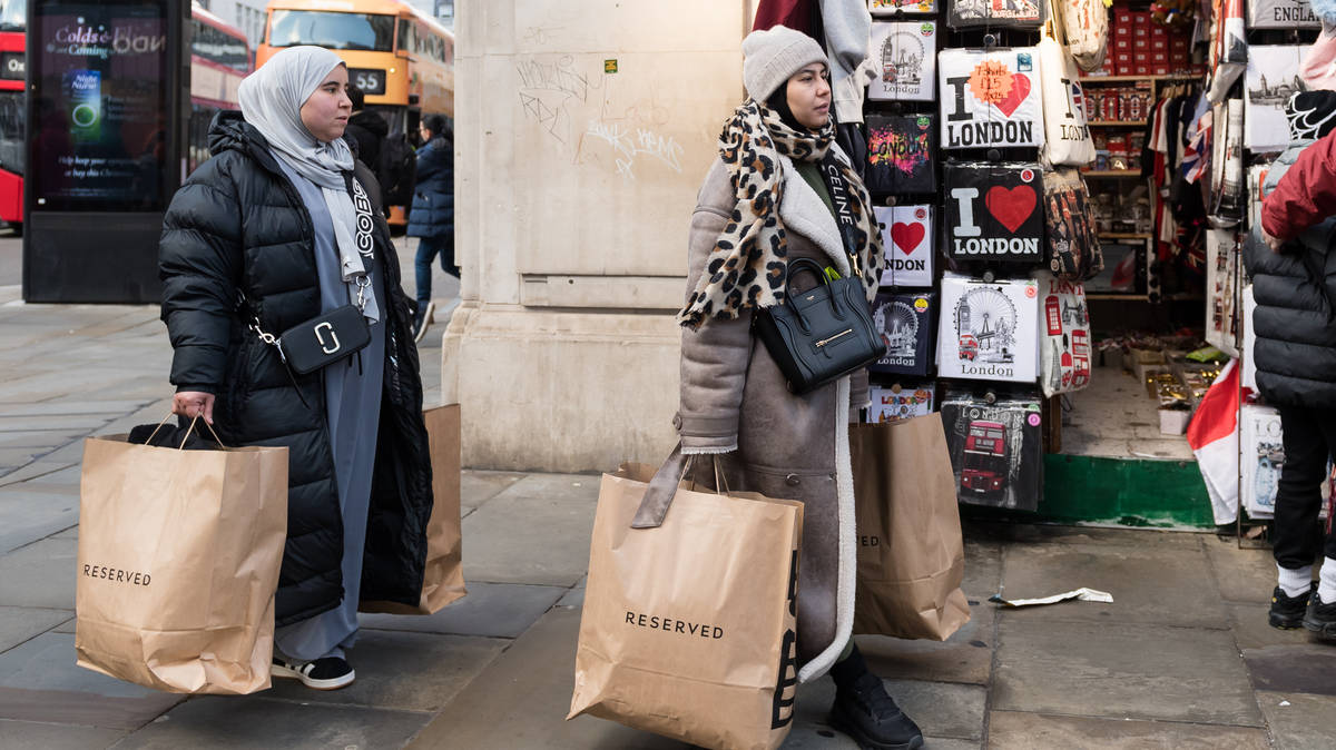 Thousands of Christmas shoppers on Oxford Street could have faces scanned by live facial recognition