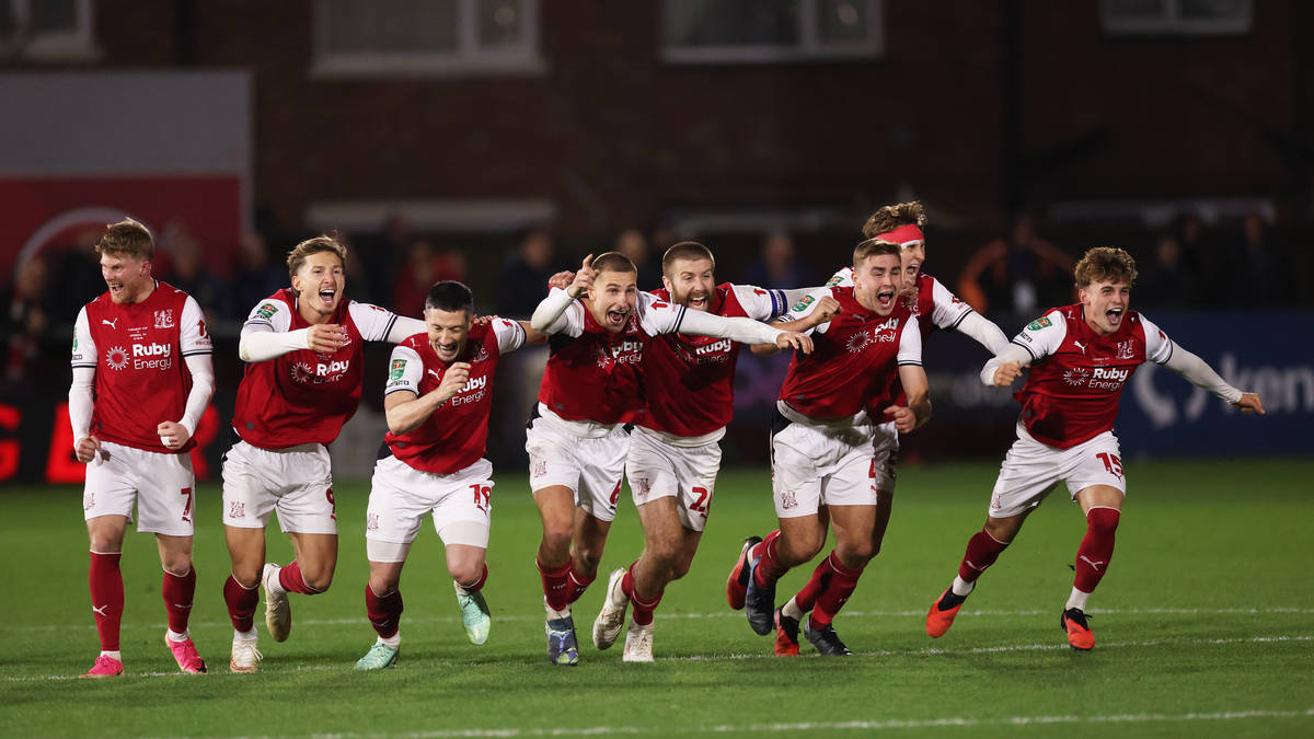 League Two Fleetwood Town stun Premier League champions Arsenal in Carabao Cup giant-killing