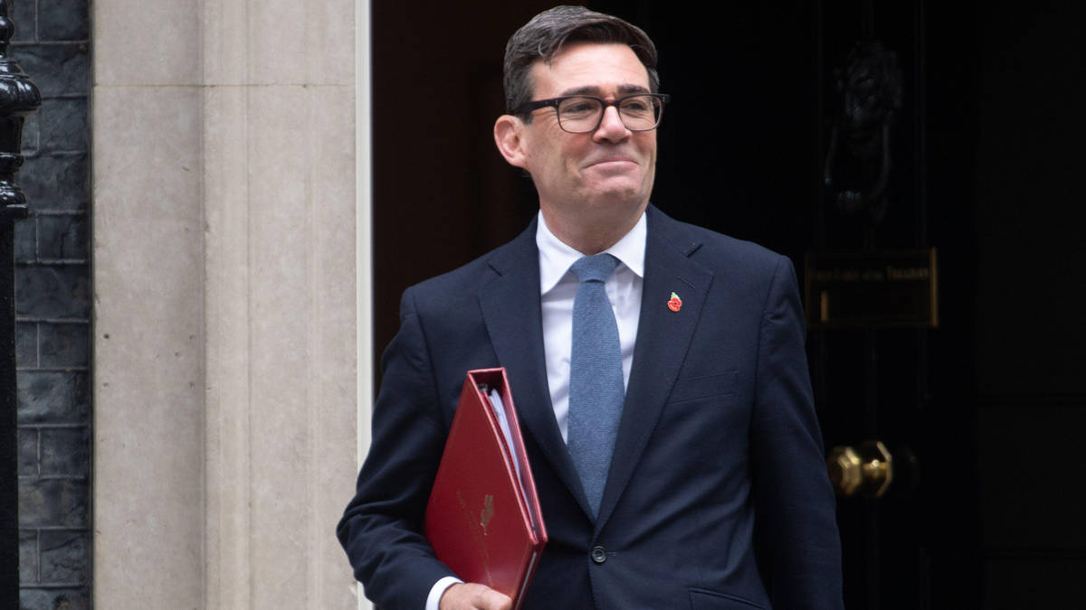 Andy Burnham open to slavery apology for Britain but rules out reparations