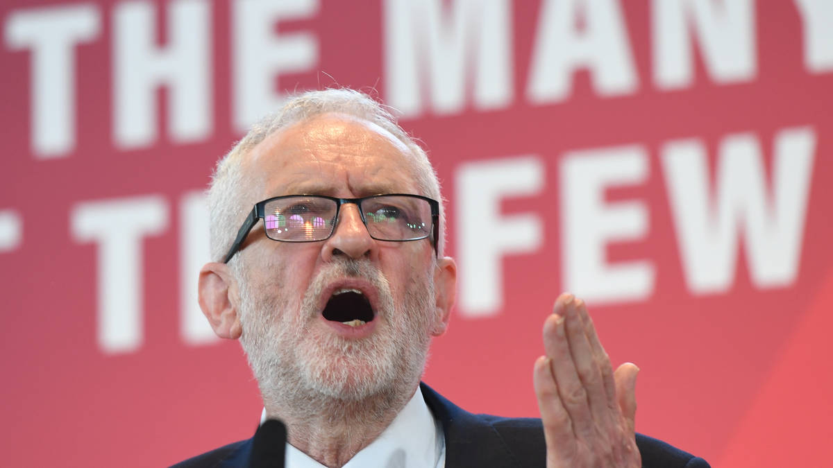 Senior Rabbi Breaks Tradition To Plead People Not To Vote For Corbyn | LBC